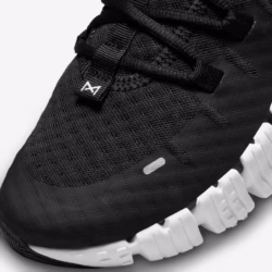 Tênis Nike Free Metcon 5 - Image 3
